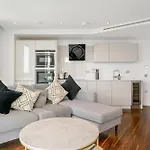 Stunning 1-Bed Apartment In London